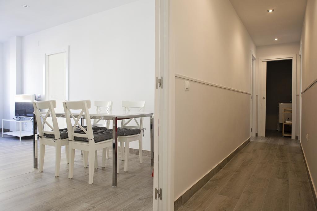 Апартаменти Hello Malaga Flat Victoria Номер фото